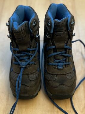 L.L. Bean tek 2.5 Winter Hiking Boots Youth Size 4
